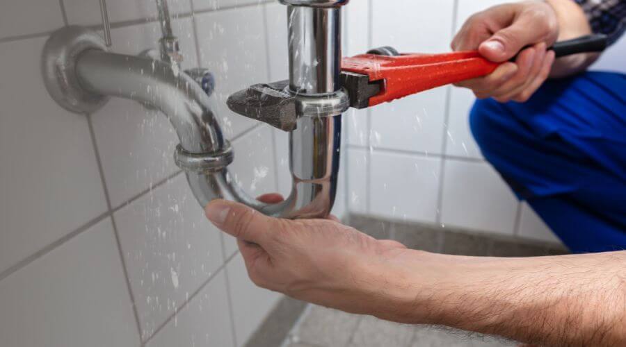 Electric tankless water heater installation in High Hill, MO